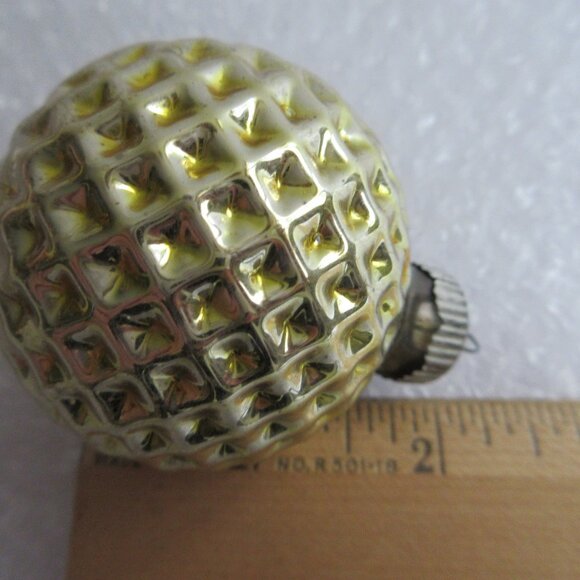 Shiny Brite Gold Yellow Christmas Ornament Waffle Dimple Golf Ball Vtg - Picture 5 of 5